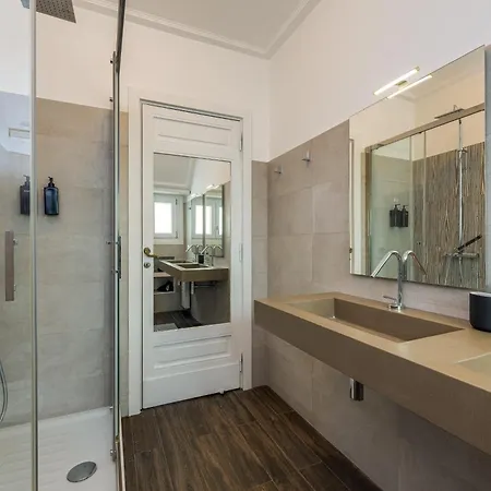 Elegante 130mq In Stile Classico Apartment
