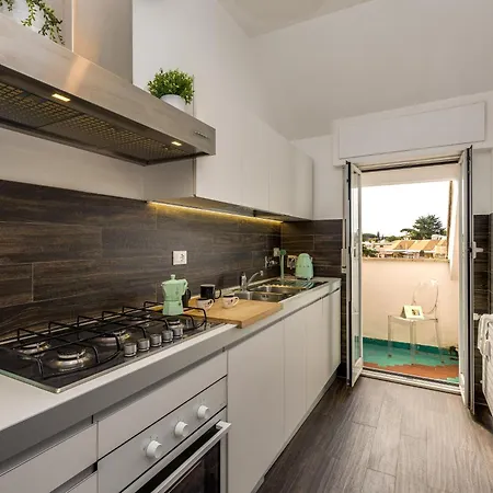 Elegante 130mq In Stile Classico Rome