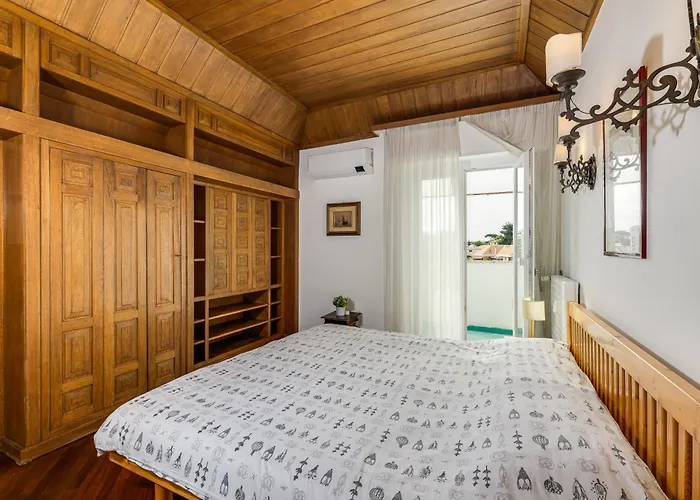 Elegante 130mq In Stile Classico Appartamento *